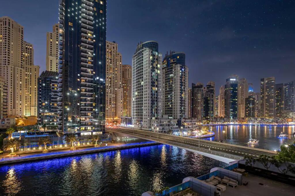 Luxury 2 Bedroom Apartment In Dubai Marina & Jbr Beach Exterior photo